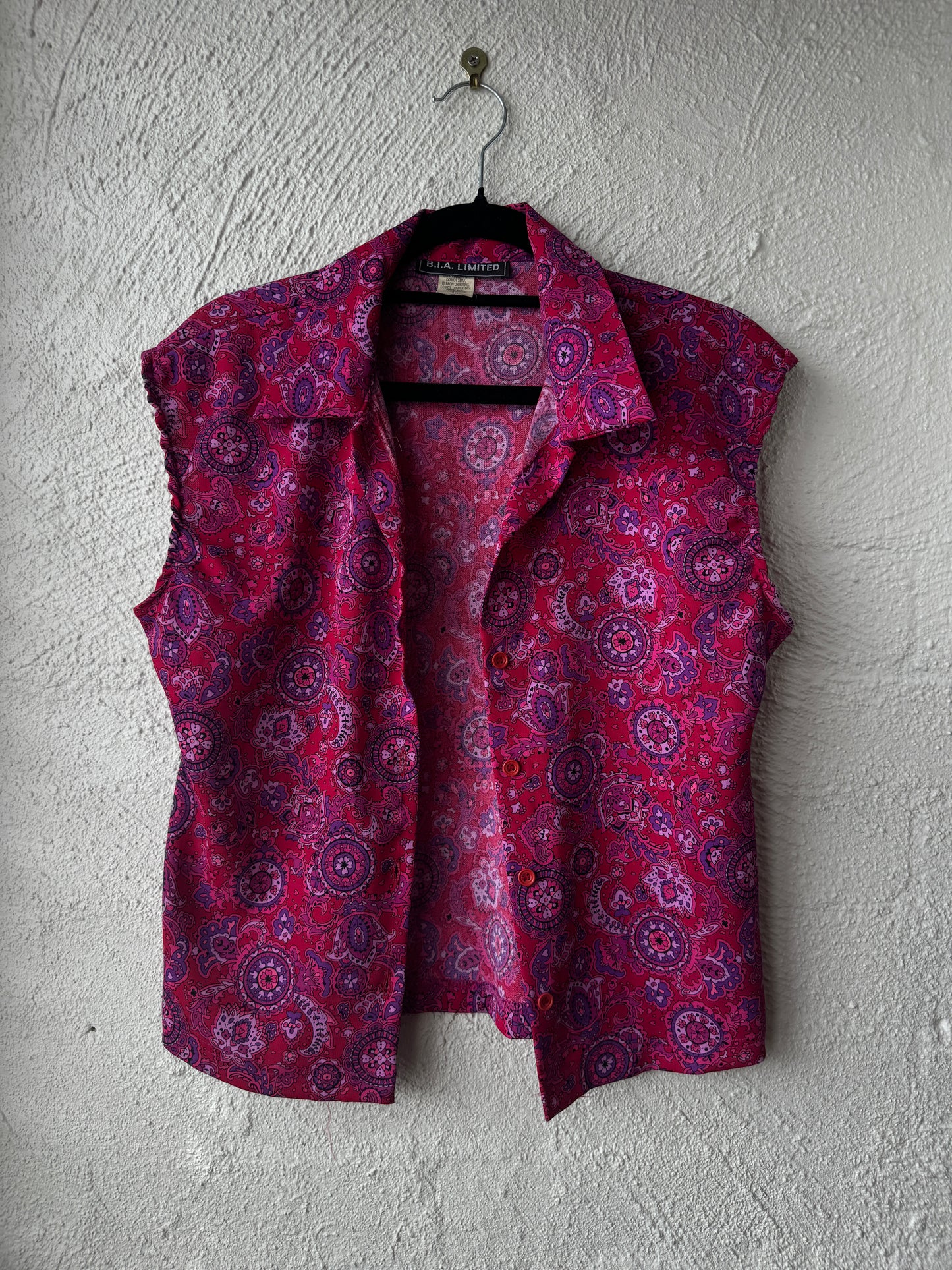 RARE Vintage 80s 'B.I.A. LIMITED' Paisley Top